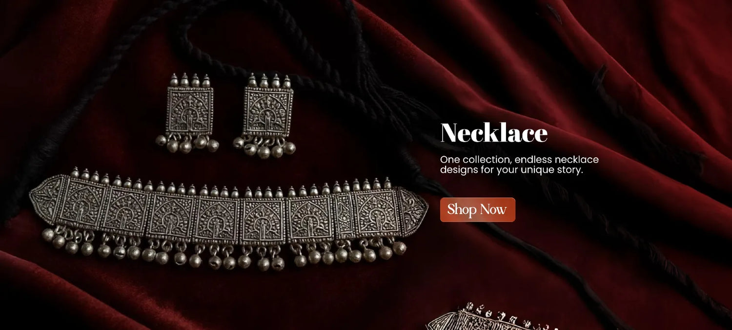 Neckline